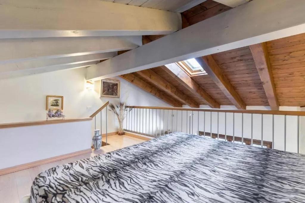 Casa Vacanze Rosalba Ferrara di Monte Baldo Exterior foto
